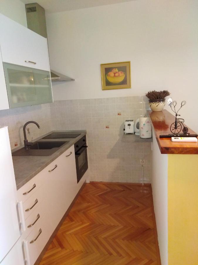 Apartment Nola Podgora Extérieur photo